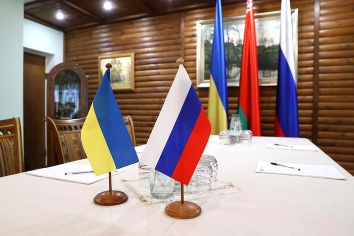 Cuộc đàm phán ngừng bắn giữa Nga và Ukraine tại một địa điểm không được tiết lộ ở vùng Brest, Belarus, ngày 7/3/2022. Ảnh: BelTA