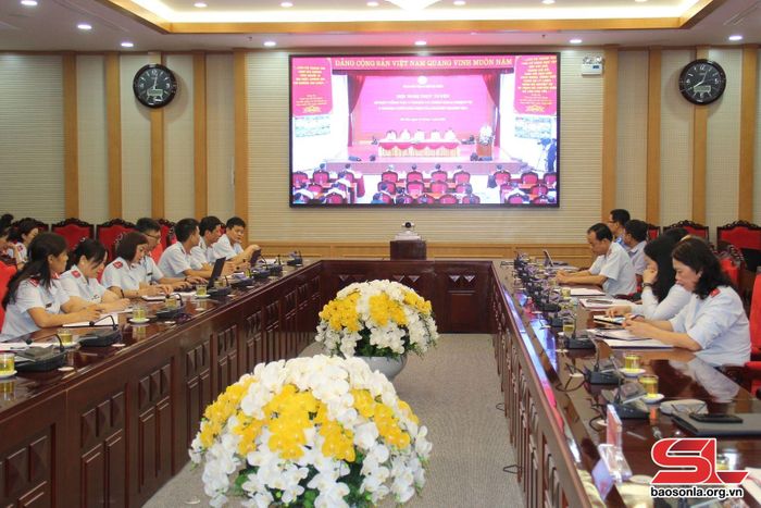 Hội nghị trực tuyến tại điểm cầu tỉnh Sơn La. Ảnh: Phạm Đức