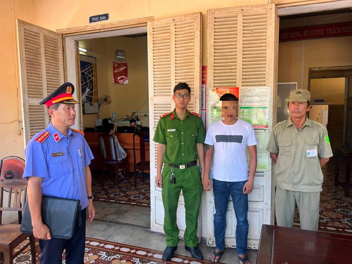 Hai đối tượng trong nhóm đòi nợ thuê