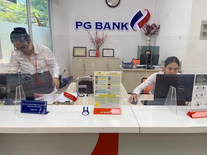Đặt cảnh báo phòng chống tội phạm tại các ngân hàng trên địa bàn