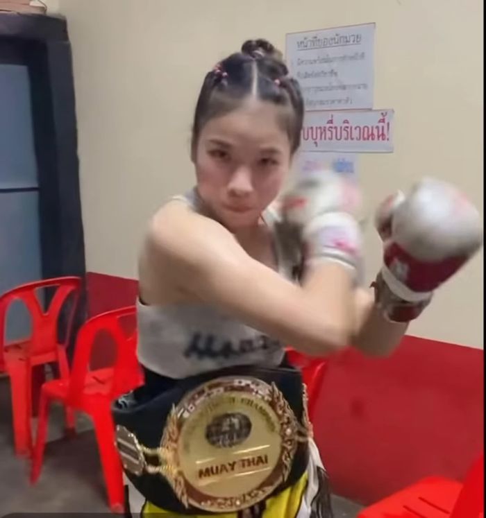 Phương Thủy giành đai vô địch