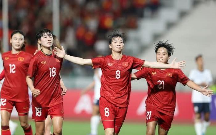 Trừ kỳ đầu tiên, không đội tuyển nào lần đầu dự World Cup giành chiến thắng ở vòng đấu loại trực tiếp. Haiti, Morocco, Panama, Philippines, Bồ Đào Nha, Cộng hòa Ireland, Việt Nam và Zambia có thể là ngoại lệ ở kỳ World Cup này.