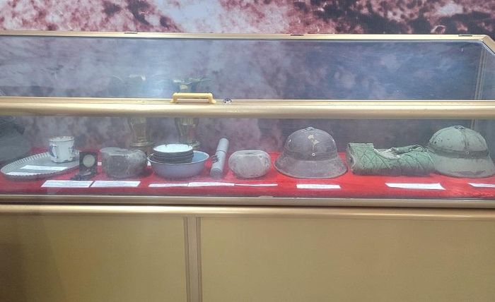 Những hiện vật có giá trị lịch sử được gìn giữ cùng năm tháng.
