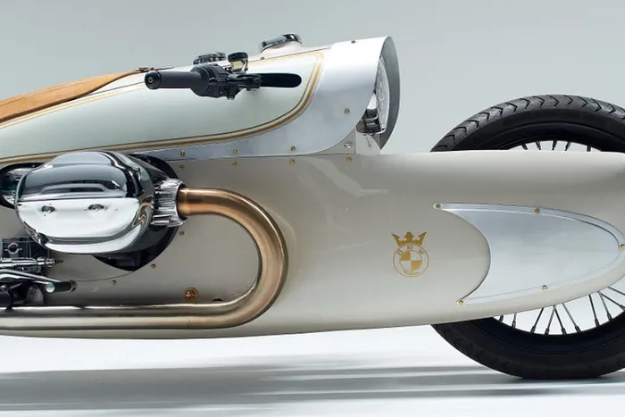 Ngắm BMW R 18 Crown 'kịch độc' kỷ niệm 100 năm BMW Motorrad