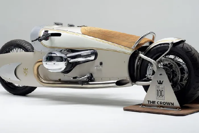 Ngắm BMW R 18 Crown 'kịch độc' kỷ niệm 100 năm BMW Motorrad