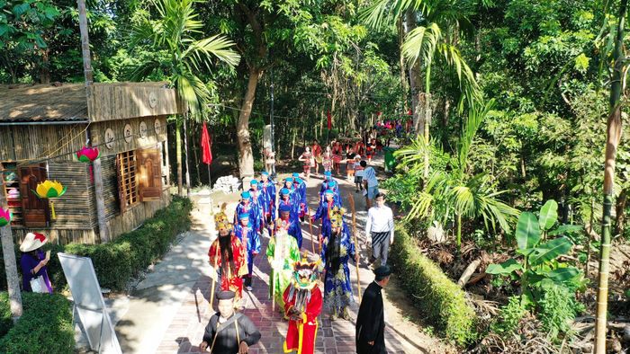Đến nay, làng cổ Phước Tích cùng với làng cổ Đường Lâm (Sơn Tây, Hà Nội) là một trong số ít ngôi làng cổ được Nhà nước công nhận và cấp bằng Di tích quốc gia.