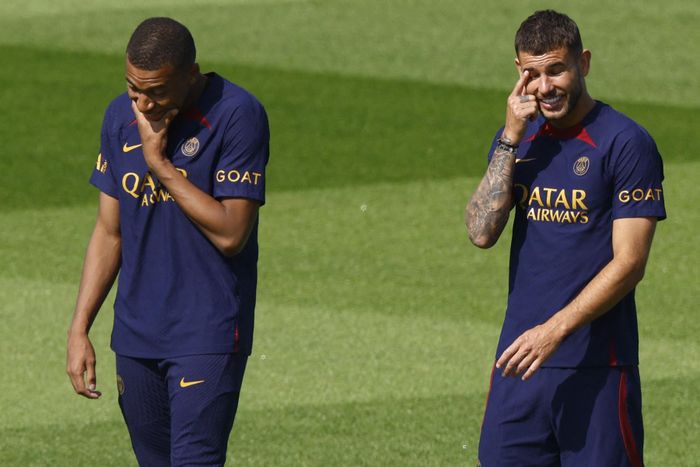 MU đưa ra mức giá kỷ lục cho Mbappe