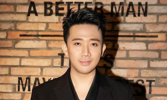Nam MC đình đám từng bị khán giả "ném đá" khi phát ngôn về "hào quang rực rỡ"