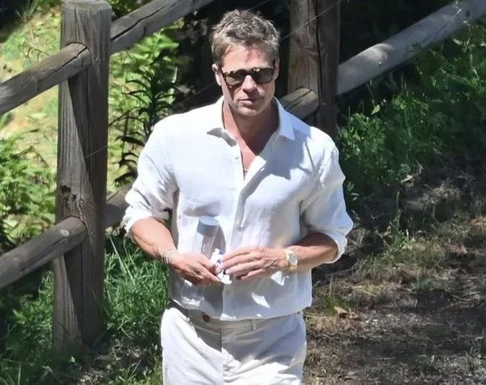 Brad Pitt được khen nhiều ở tuổi gần lục tuần