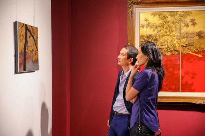 Đạo diễn Trần Anh Hùng và họa sĩ Trần Nữ Yên Khê