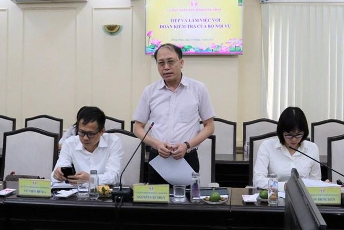 Ông Nguyễn Văn Thủy - Vụ trưởng Vụ Pháp chế, Bộ Nội Vụ đánh giá cao kết quả đã đạt được của tỉnh