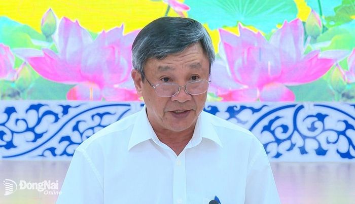 Phó bí thư Thường trực Tỉnh ủy Hồ Thanh Sơn phát biểu tại buổi làm việc. Ảnh: Ngọc Thành