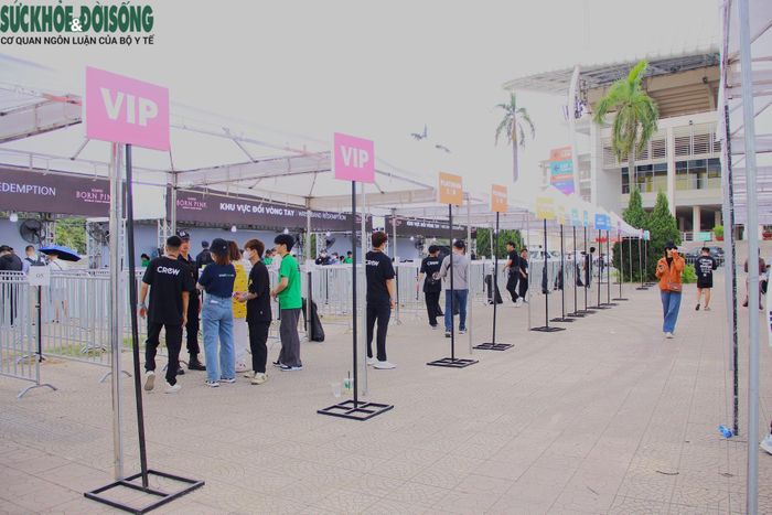 Khu vực đổi vòng tay sẽ mở cửa trong 3 ngày từ 26 đến 28/7.