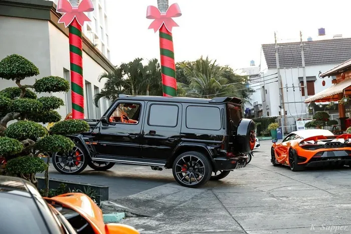 Brabus 800 Widestar bị Phan Công Khanh 'bán vội' lấy 24,5 tỷ có gì?