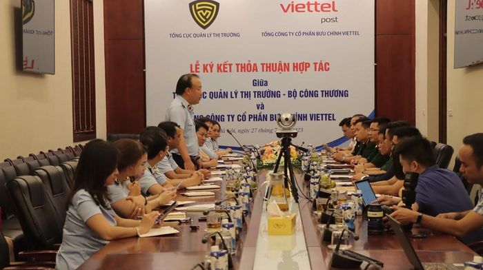 Ông Trần Hữu Linh- Tổng cục trưởng Tổng cục Quản lý thị trường phát biểu tại lễ ký kết. Ảnh: Uyên Hương/BNEWS/TTXVN