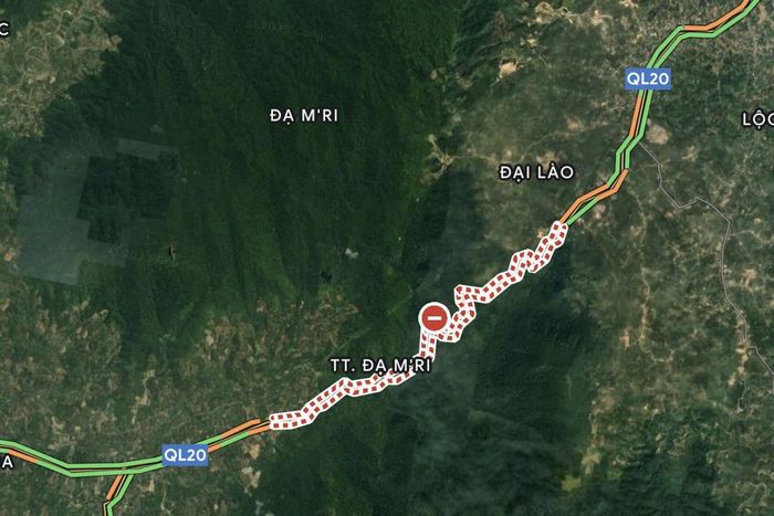 Google Maps cảnh báo khu vực sạt lở trên đèo Bảo Lộc