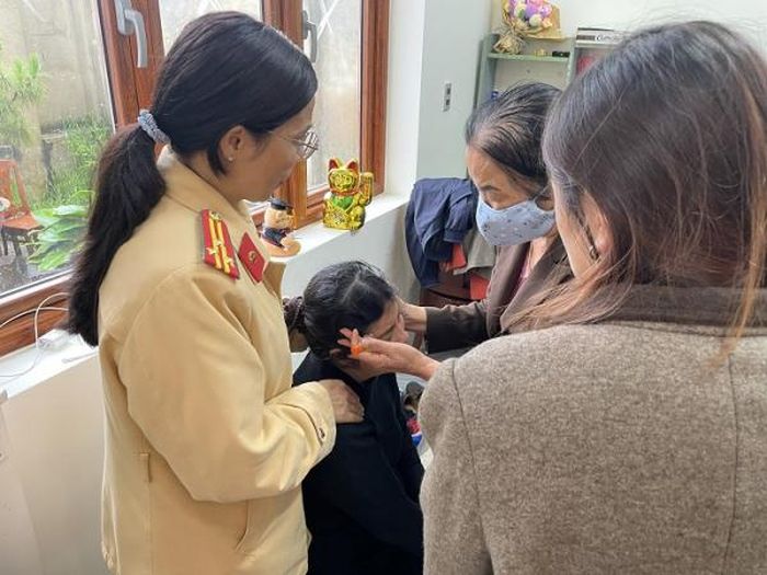 Gia đình Thượng úy Lê Quang Thành đau đớn trước sự hy sinh đột ngột của anh.