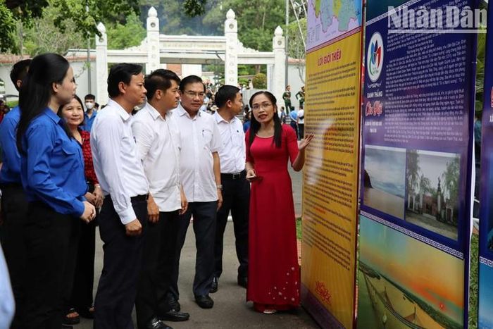 Các đơn vị, địa phương ở Hà Tĩnh nỗ lực đổi mới nội dung, hình thức tuyên truyền chính trị theo hướng hiện đại hóa, hướng mạnh về cơ sở, phù hợp đối tượng và thực tiễn.