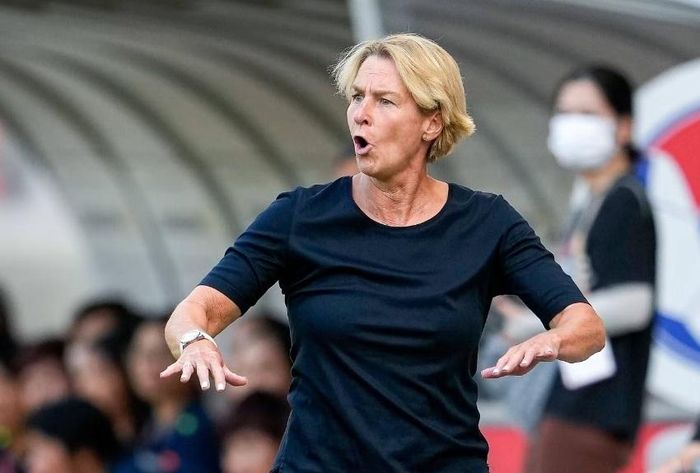  Huấn luyện viên Martina Voss-Tecklenburg của tuyển nữ Đức. Ảnh: Berliner Zeitung 