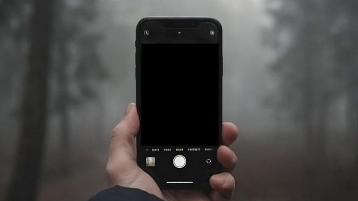 Camera iPhone bị đen, người dùng cần xử lý thế nào?