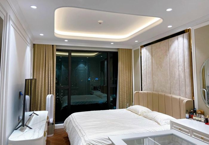 Căn hộ của Văn Thanh gồm 2 phòng ngủ. Ảnh: Facebook Lê Phương Thảo