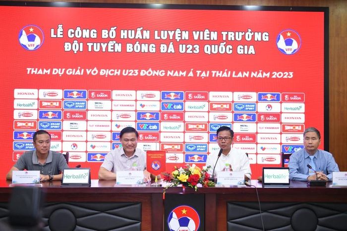 Theo kế hoạch, toàn đội sẽ sang Thái Lan vào ngày 14/8. Trước khi tranh tài tại giải, U23 Việt Nam sẽ thi đấu giao hữu với U23 Bahrain vào ngày 15/8.