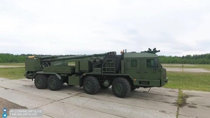 Điều này đã được Phó Tổng giám đốc thứ nhất của Rostec - ông Vladimir Artyakov cho biết trong cuộc phỏng vấn với hãng tin RIA Novosti. Theo nhận xét, việc hiện đại hóa là cần thiết để đối đầu với pháo binh tầm xa của NATO.