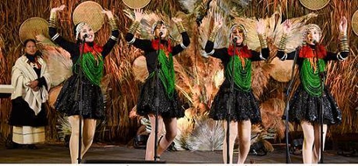 Các thành viên của ban nhạc Tetseo Sisters. (Nguồn: Đại sứ quán Ấn Độ tại Việt Nam)