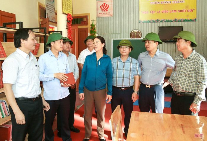 Phó Chủ tịch Thường trực UBND tỉnh Nguyễn Hồng Lĩnh: Hệ thống chính trị, mỗi một cán bộ, đảng viên và toàn thể nhân dân phải luôn xác định rõ mục tiêu, nhiệm vụ, từ đó đồng sức, đồng lòng, nỗ lực, quyết tâm cao, thay đổi tư duy, cách làm về xây dựng NTM trong giai đoạn mới.