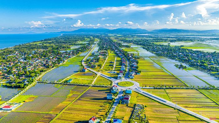 Nguồn vốn thực hiện Đề án thí điểm xây dựng tỉnh đạt chuẩn NTM và huyện Nghi Xuân đạt chuẩn NTM kiểu mẫu, điển hình về văn hóa gắn với du lịch chưa đáp ứng yêu cầu. Ảnh Đậu Hà.