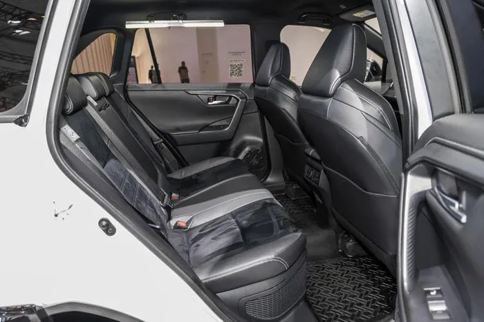 Toyota RAV4 GR Sport PHEV ra mắt tại Đông Nam Á, giá hơn 1,8 tỷ đồng