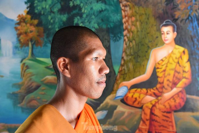  Sư Chau Khi, trụ trì đời thứ 9 của chùa Tà Ngáo. Ảnh: Hòa Hội. 