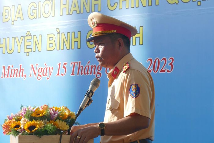 Thượng tá Nguyễn Văn Bình – Phó Trưởng Phòng CSGT Đường bộ - Đường sắt (PC08) Công an TP.HCM phát biểu tại lễ ra quân.