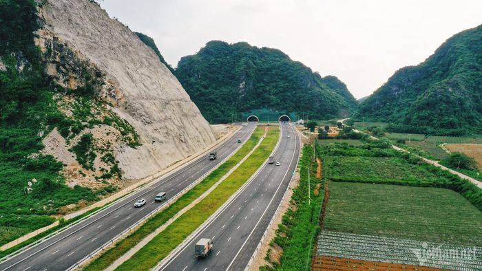 Đề xuất thu phí cao tốc do Nhà nước đầu tư đang được nhiều người quan tâm. (Ảnh minh họa: Hoàng Hà)