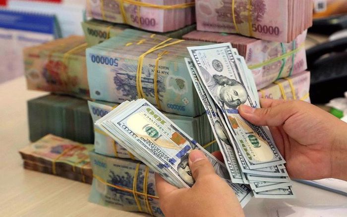 Tỷ giá VND/USD tăng mạnh trong nửa đầu tháng 8.