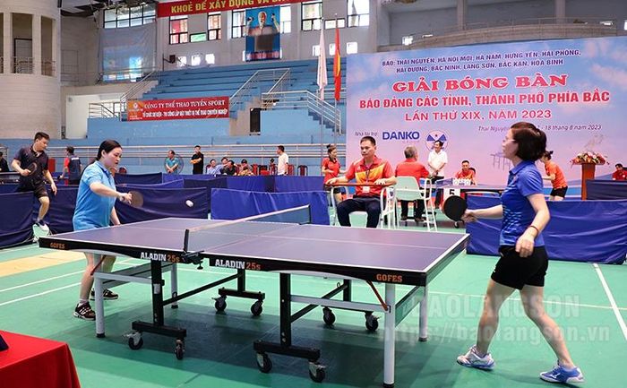 Các vận động viên thi đấu nội dung đơn nữ