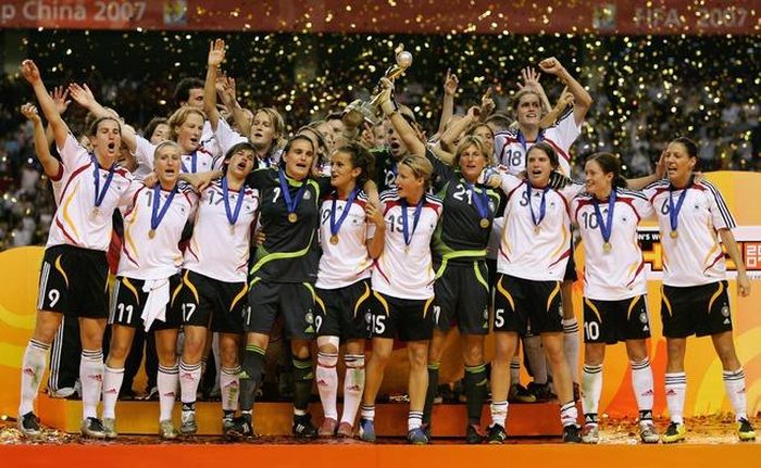 Sau Đức 2007, châu Âu sẽ là chủ nhân chức vô địch World Cup nữ năm nay bất luận Anh hay Tây Ban Nha là kẻ thắng cuộc