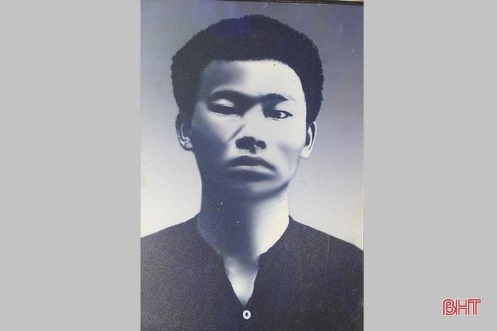 Liệt sỹ Hồ Phối (con trai ông Hồ Đôi), người chiến sỹ cách mạng kiên trung bị địch bắt, giam tù đày tra tấn dã man vẫn một lòng theo Đảng. Ảnh chụp tại Bảo tàng Xô viết Nghệ Tĩnh.
