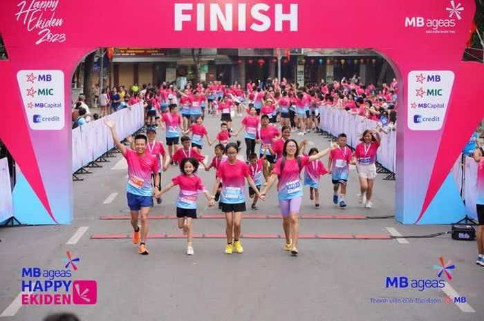 Lan tỏa yêu thương, hàn gắn nụ cười trẻ thơ là thông điệp giải chạy hướng tới