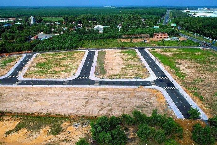Giá đất nền ven đô ghi nhận suy giảm từ tháng 3/2022, mức độ quan tâm và lượng tin đăng cũng sụt giảm mạnh.