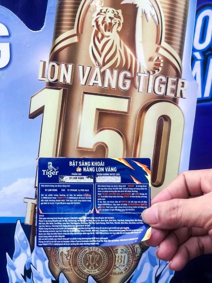Nhằm chia sẻ khoảnh khắc vui vẻ và mang đến cơ hội sở hữu lộc vàng cho người dùng, Tiger Beer tổ chức chương trình "Bật Sảng Khoái, Nâng Lon Vàng" tại 25 tỉnh thành khu vực miền Bắc.