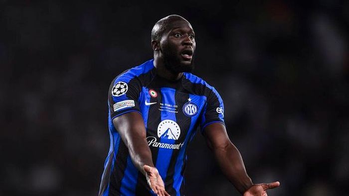 Tottenham muốn giải cứu Lukaku khỏi Chelsea.