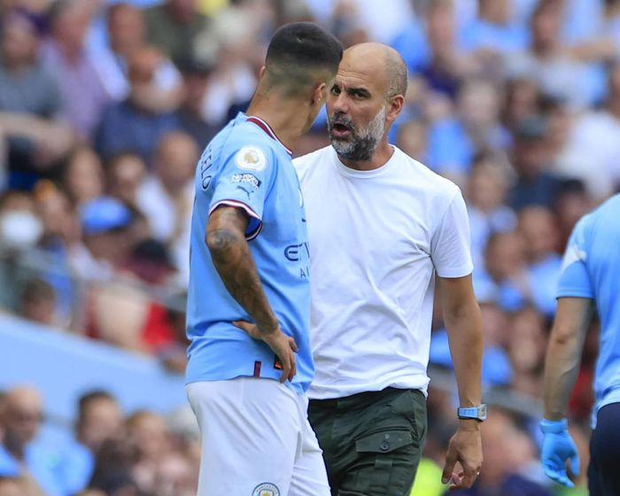 Cancelo trở lại Man City sau nửa mùa chơi cho Bayern theo dạng cho mượn nhưng mối quan hệ giữa anh với Pep Guardiola là không thể hàn gắn