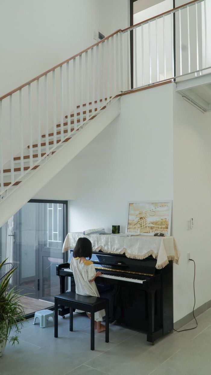  Góc nghệ thuật của con nhỏ. 