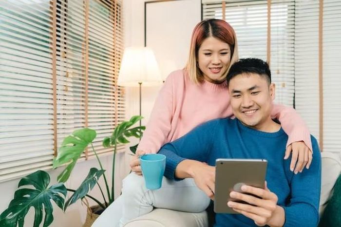 Một trong những dấu hiệu cho thấy bạn có một người đàn ông tốt là khi bạn coi anh ấy là nơi nương náu an toàn cho mình. (Ảnh: ITN).