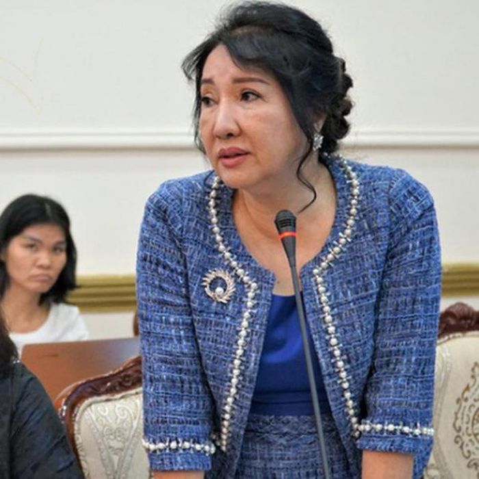 Năm 2011, bà Như Loan được bình chọn là một trong số những người được vinh danh là nữ doanh nhân Việt Nam tiêu biểu và bà được nhận chiếc cúp Bông hồng vàng. Bà cũng đã từng đứng trong Top 15 người giàu nhất Việt Nam và Top 50 người phụ nữ giàu nhất trên hệ thống SCK Việt Nam năm 2010 và 2011.