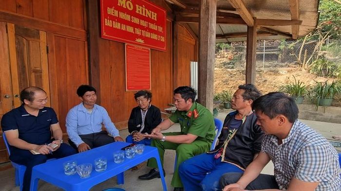Đảng viên tăng cường là cánh tay nối dài của Đảng tới từng thôn, bản; từ đó lan tỏa đường lối của Đảng đến tới từng nếp nhà, từng người dân.