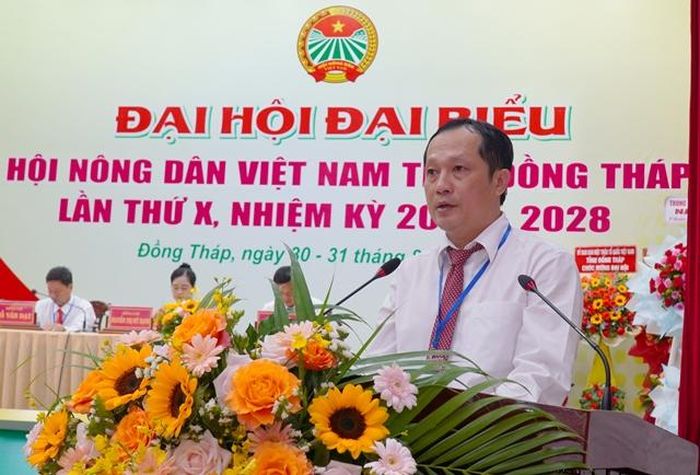 Đồng chí Lý Văn Giàu - Chủ tịch Hội Nông dân tỉnh khóa IX phát biểu khai mạc Đại hội