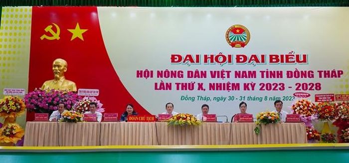 Đoàn Chủ tịch điều hành Đại hội