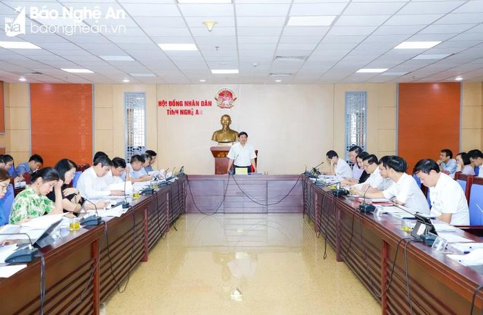 Toàn cảnh phiên họp thẩm tra dự thảo Nghị quyết. Ảnh: Phạm Bằng
